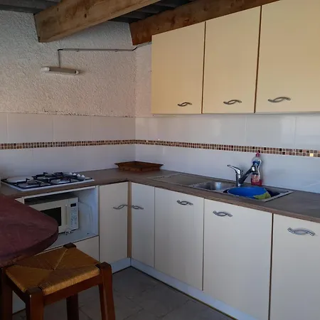 Privée Indépendante, Piscine Couette-café