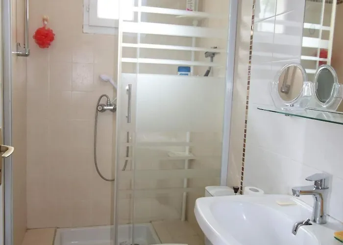 Privee Independante, Piscine 3*